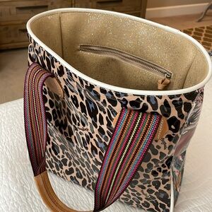 Classic Mel Tote by Consuela